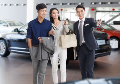 汽車(chē)銷(xiāo)售員賣(mài)一輛車(chē)有多少提成?看完你就知道了